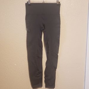 Lululemon Leggings Size‎ 4